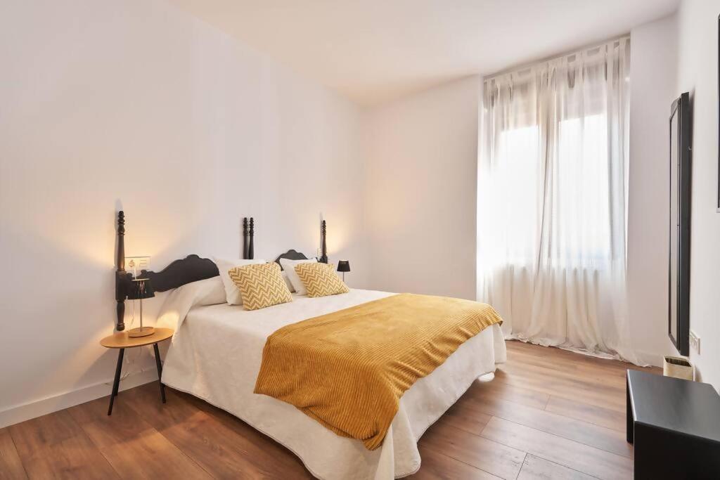 Amplio Alojamiento Centro Barrio Del Oeste Salamanca Esterno foto